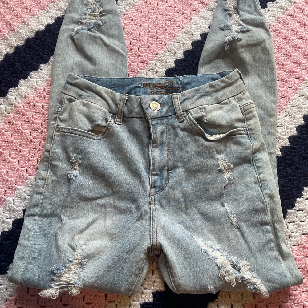Rue 21 Curvy Sized 6 High- Rise Ankle Jegging Jeans